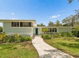 904 BAYSHORE DRIVE, TARPON SPRINGS, FL 34689
