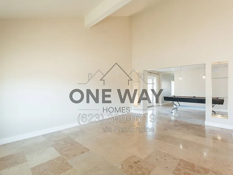 1325 W Lobo Ave — Photo 6