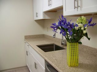 3246 Countryside Dr, San Mateo, CA 94403