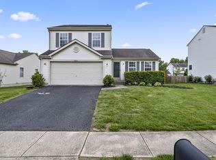 9053 Longstone Dr, Lewis Center, OH 43035