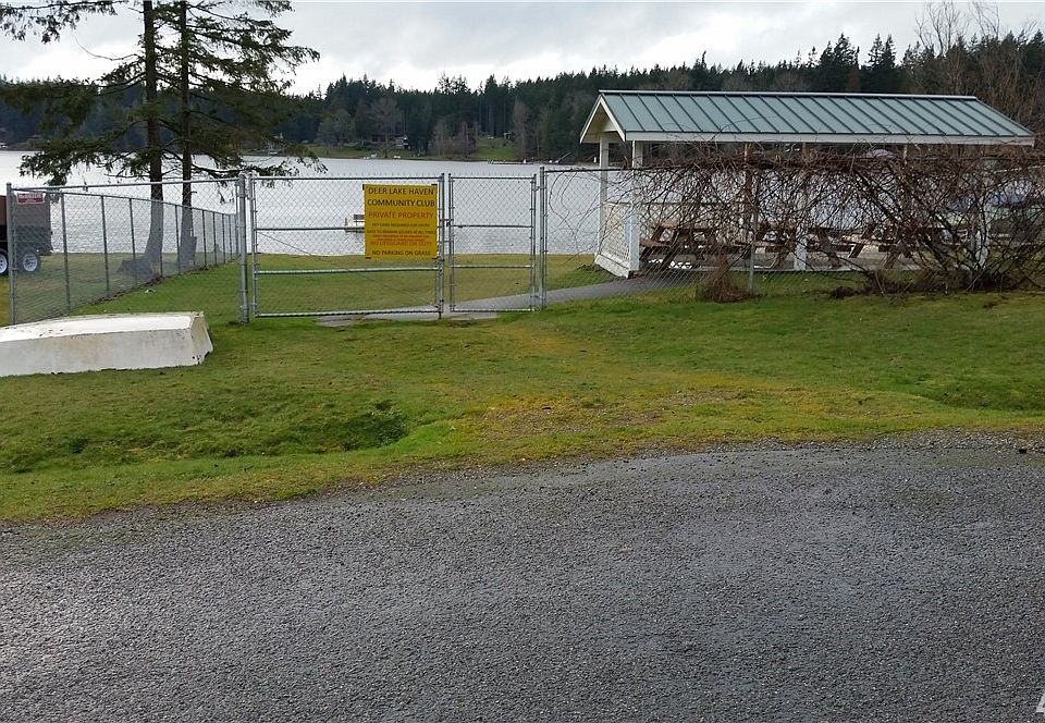 2nd image of 4373 Paradise Pl