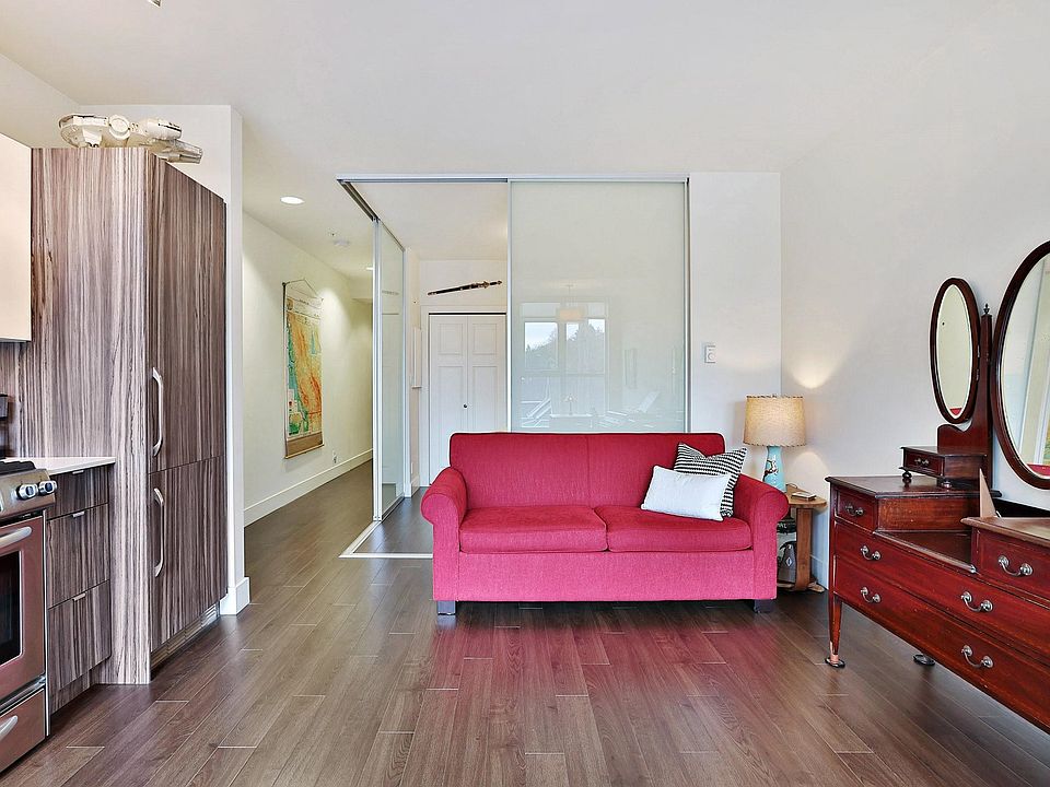 1st image of 2250 Commercial Dr #304