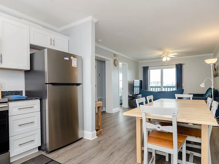 1404 Canal Dr #30 — Photo 9