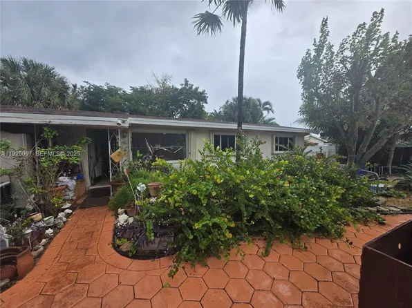 906 NE 23rd Ter, Pompano Beach, FL 33062