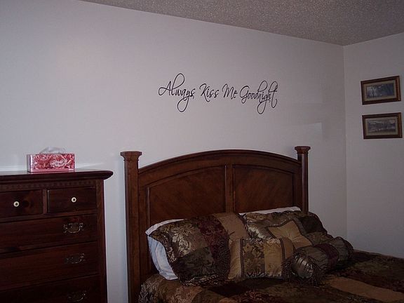 3rd image of 4355 Maryland Ave APT 107