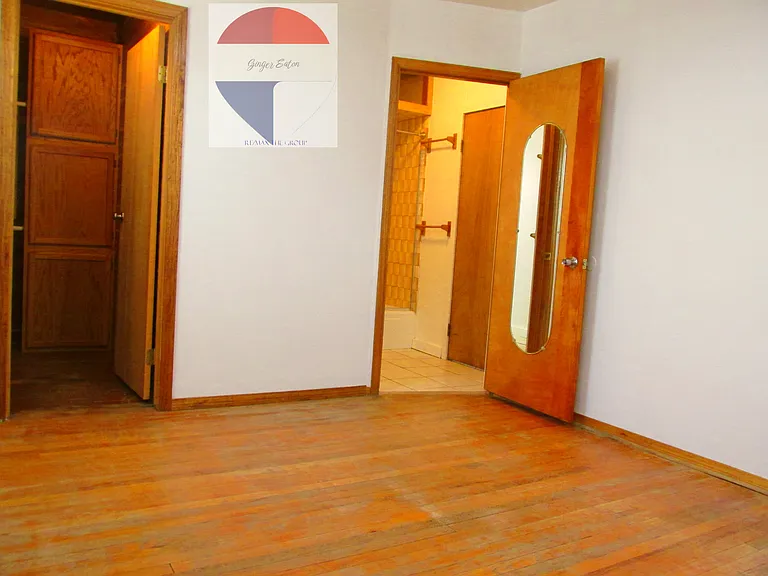 917 S Washington St — Photo 10