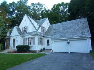 1 Chiltern Hill Dr, Worcester, MA 01602