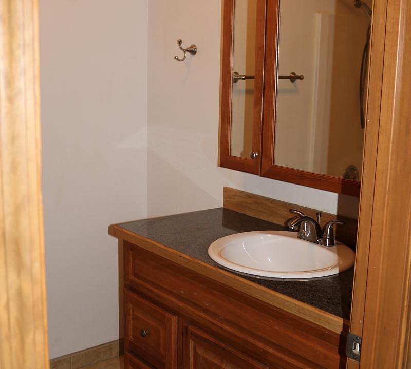 1st image of 4941 Dartmouth Dr APT 5