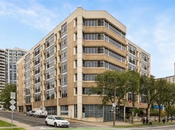 66 Bay St S #505, Hamilton, ON L8P 4Z6