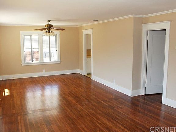 4th image of 2940 Estara Ave