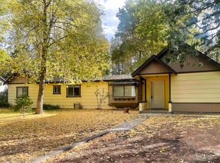 19220 Maple Ave, Weed, CA 96094