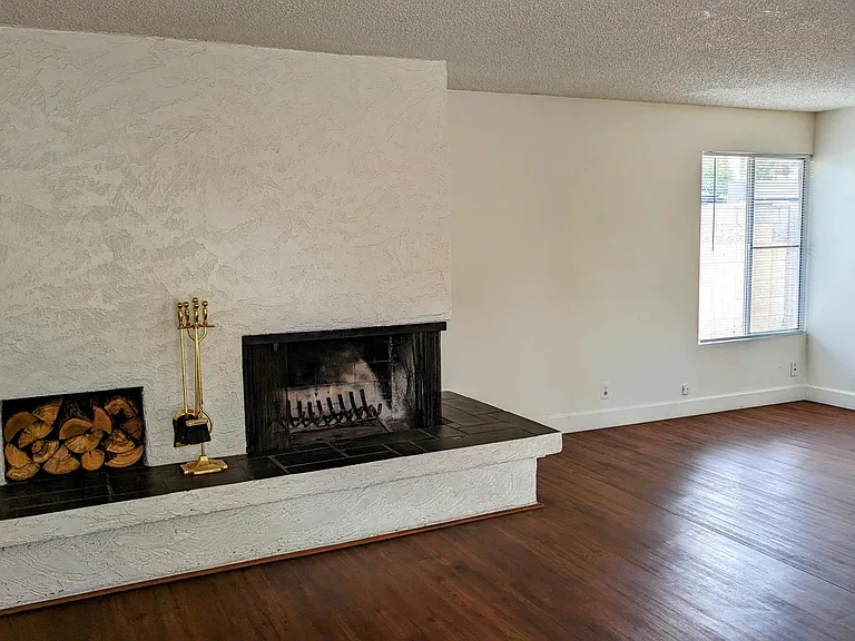 3944 E Desert Cove Ave — Photo 5
