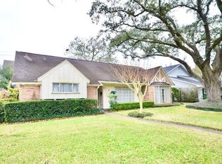 5711 Cheena Dr, Houston, TX 77096