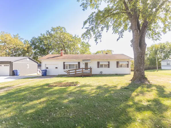 131 Silver Ln, Brookfield, MO 64628