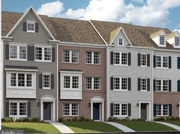 10769 Millport St, White Plains, MD 20695