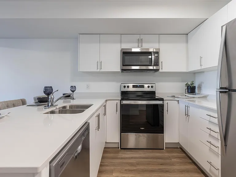35 Southworth St — Photo 15