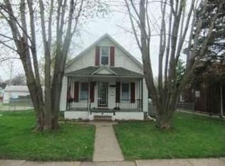 2425 15th St, Moline, IL 61265