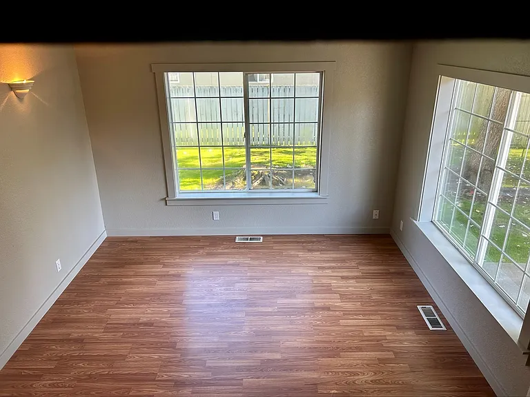 3244 Partridge Ln — Photo 7