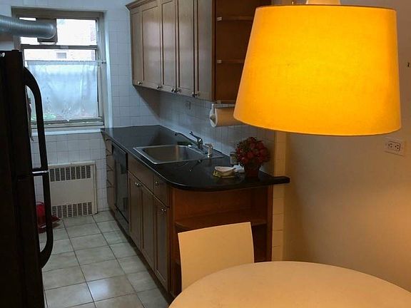 3rd image of 44-55 Kissena Blvd APT 2B
