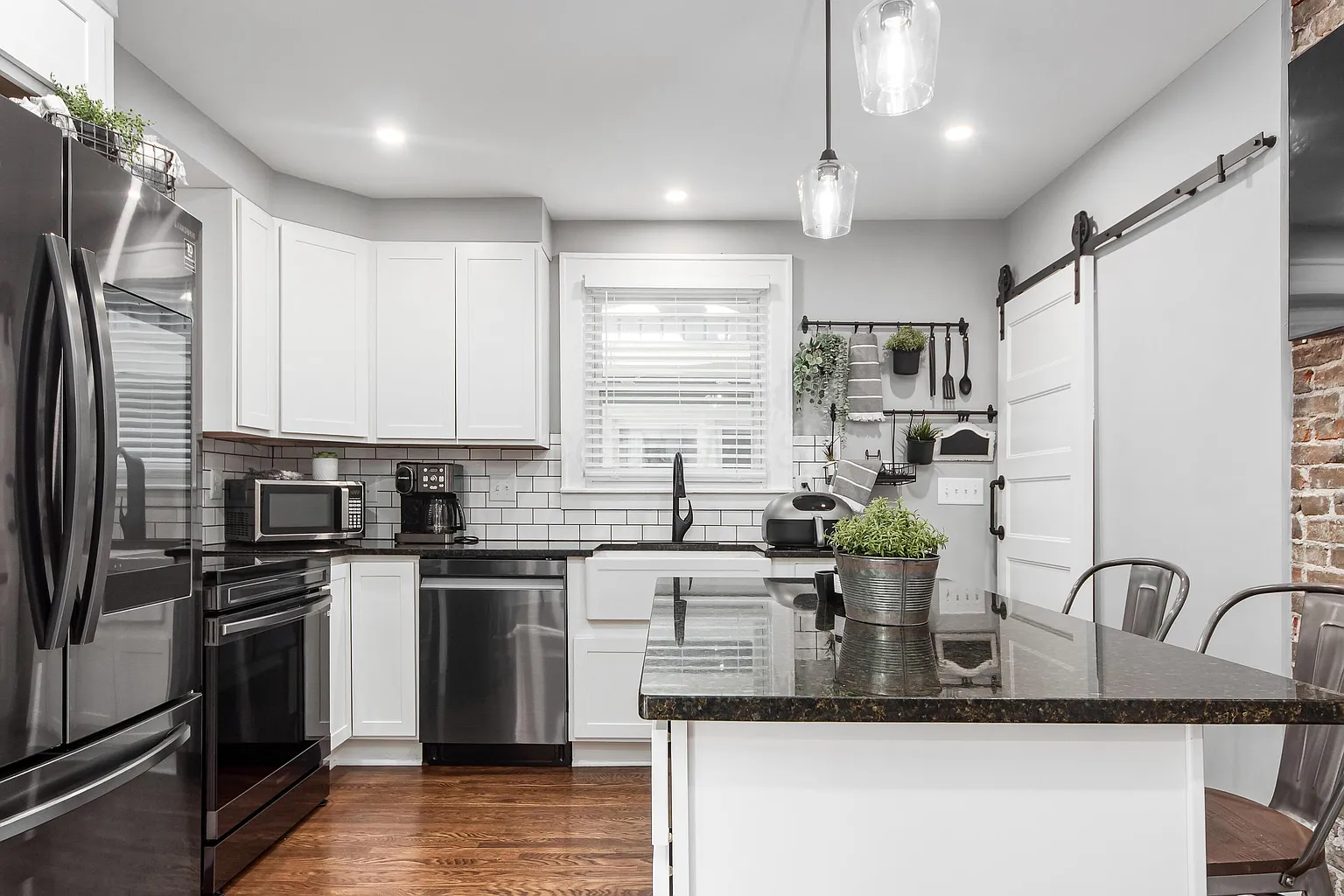 563 Frebis Ave photo 1