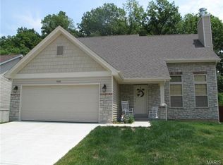 987 San Luis Dr, Fenton, MO 63026