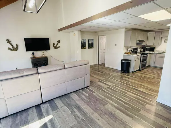 465 Main Street, Gouldsboro, ME 04607