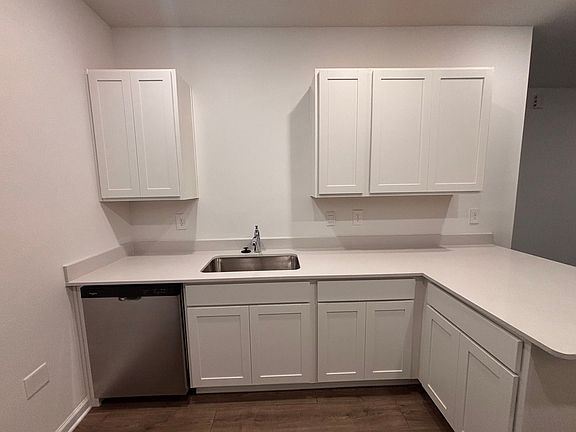 5th image of 284 Palmetto Ridge Rd