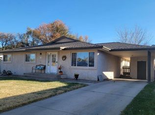 12 Mayhew Dr, Lamar, CO 81052
