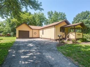 1508 Karin Dr, Swansea, IL 62226