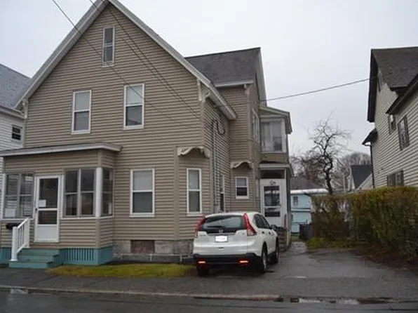 34 Burgess St, Lowell, MA 01851