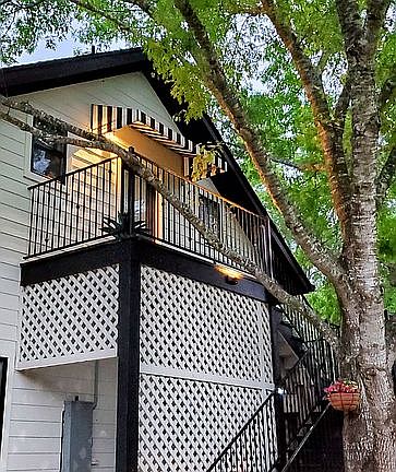 Entry to Airbnb