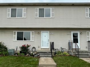 28171 Raleigh Crescent Dr, Chesterfield, MI 48051