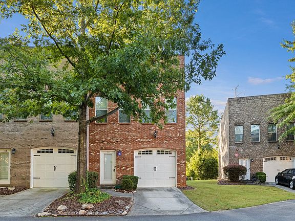 2nd image of 115 Riverwatch Ct