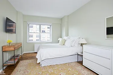 Rented by Brown Harris Stevens