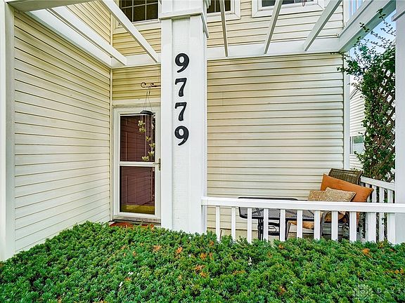 4th image of 9779 Olde Park Dr