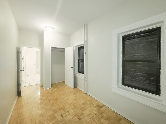 4th image of 349 E 51st St APT 2FW