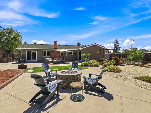 2nd image of 2843 Ivywood Ct