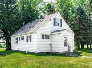 208 190th St, Baldwin, WI 54002