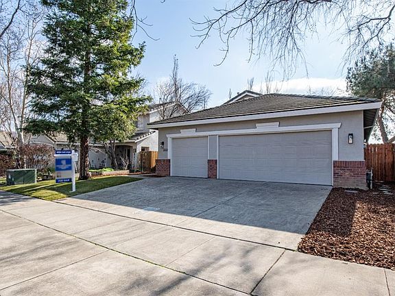 4th image of 3808 Arroyo Avenue