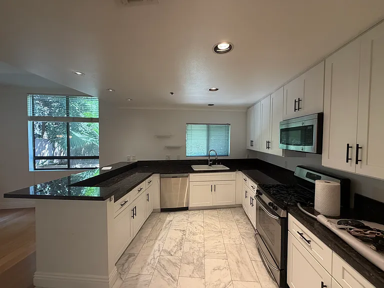 1238 S Holt Ave #2 — Photo 5