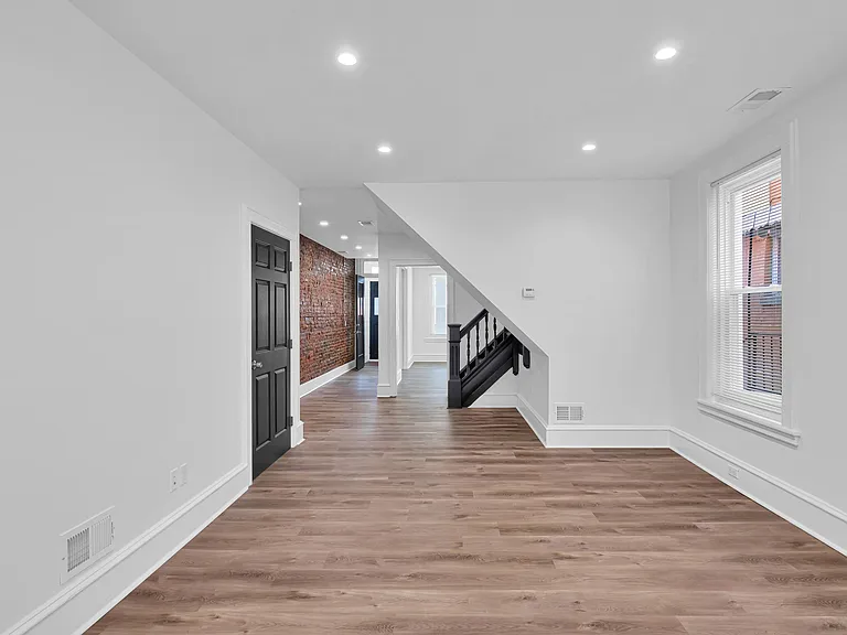3219 Kennett Sq — Photo 15