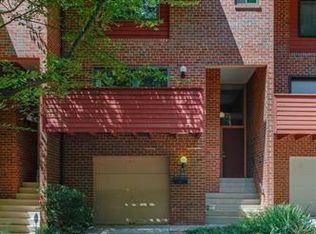 11504 Sunder Ct, Reston, VA 20190