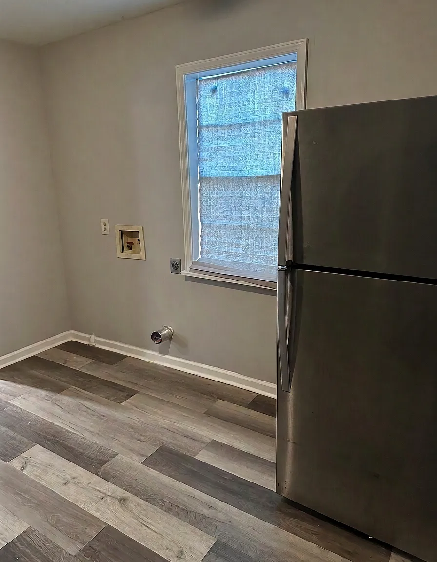 2 bed, 672 sqft, $1,100 — Photo 3