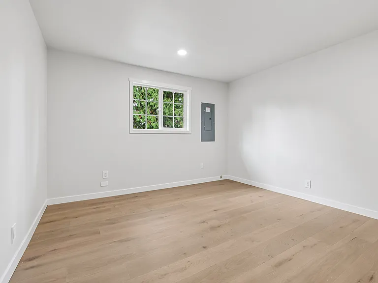 5114 Picnic Point Rd — Photo 22