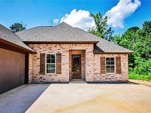 2nd image of 121 Eastin Cir
