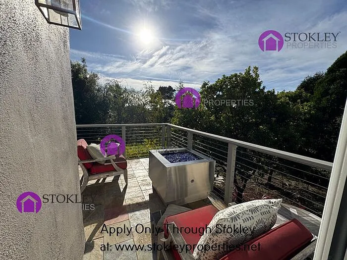 155 Farallon Ct — Photo 37