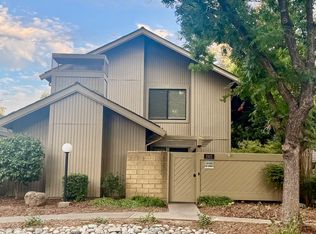 1915 Discovery Village Ln, Gold River, CA 95670