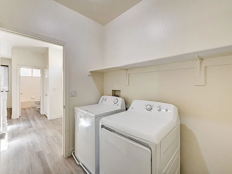 6182 Tillman Crest Ave — Photo 33