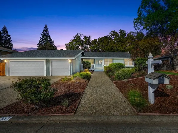 105 Gold Mine Ct, Folsom, CA 95630