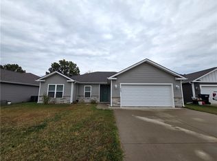 207 Blackberry Cir, Archie, MO 64725